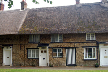 9 The Green Friday Cottage July 2008